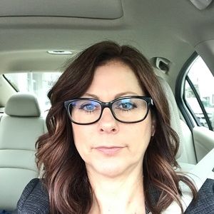 Meet your Posher, Stacy